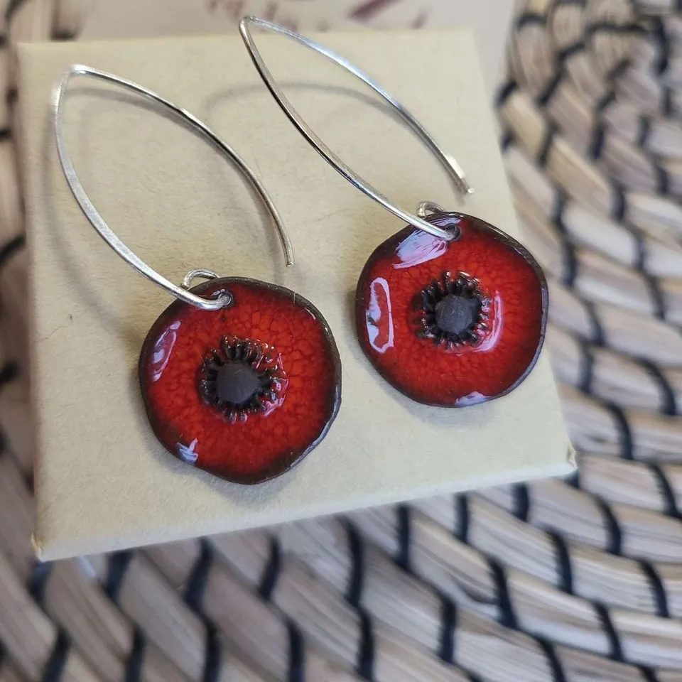 Boucles d'oreilles coquelicot rouges émaillées