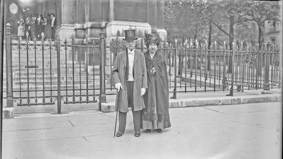 Photographie ancienne de noces d'or, illustration historique des anniversaires de mariage